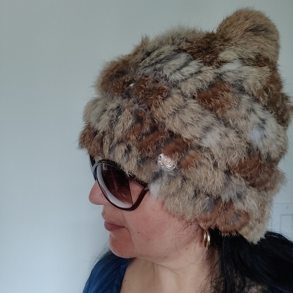 Genuine Rabbit Fur Woven Beanie Hat by Pleau Boutique - Picture 3 of 12